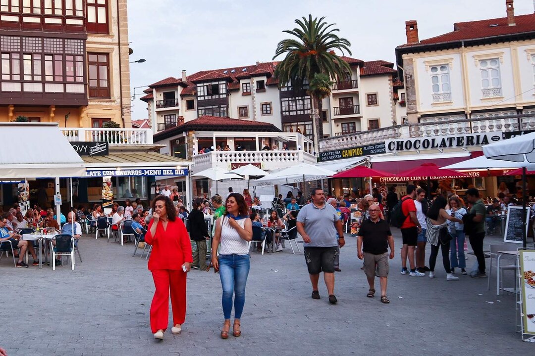 La alcaldesa de Comillas destaca el éxito de las fiestas del Cristo del Amparo que recuperan su esplendor