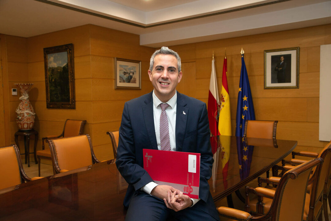 El vicepresidente y consejero de Universidades, Igualdad, Cultura y Deporte, Pablo Zuloaga, informa, en rueda de prensa, de los acuerdos del Consejo de Gobierno
nr
26 ene 23