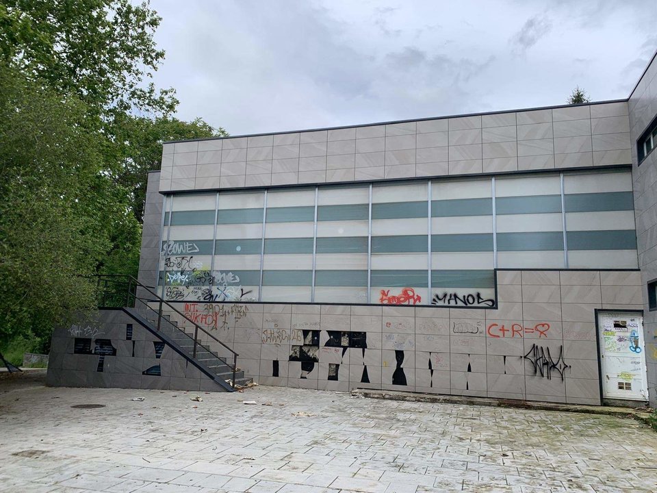 EDIFICIO LUDOTECA RENEDO - ESTADO FACHADA EXTERIOR (1)