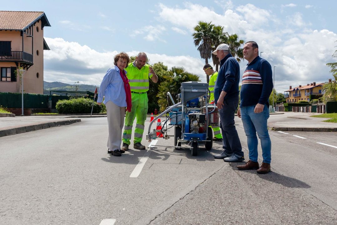 Comillas invierte unos 34.000 euros en reforzar y adecuar la señalización vial