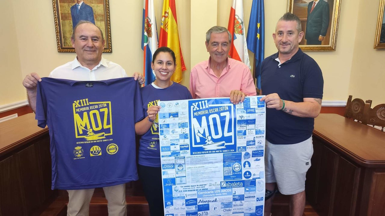 Organizadores y autoridades municipales en la presentación del XIII Descenso Popular Ría San Martín