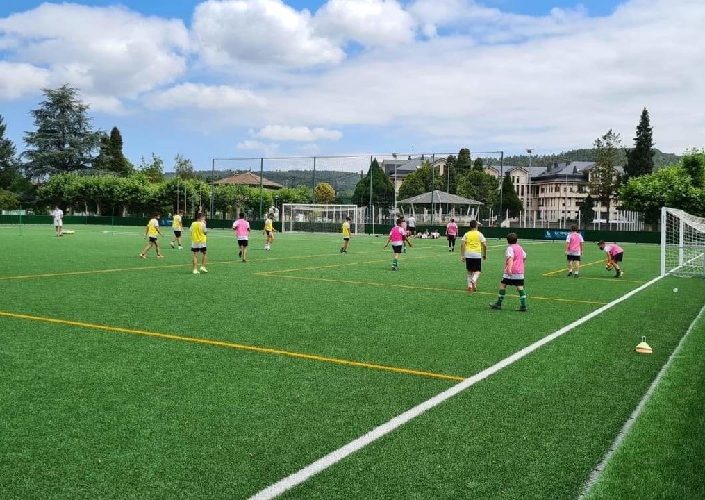 ARCHIVO ESCUELA MUNICIPAL FÚTBOL PIÉLAGOS-VIMENOR (2)