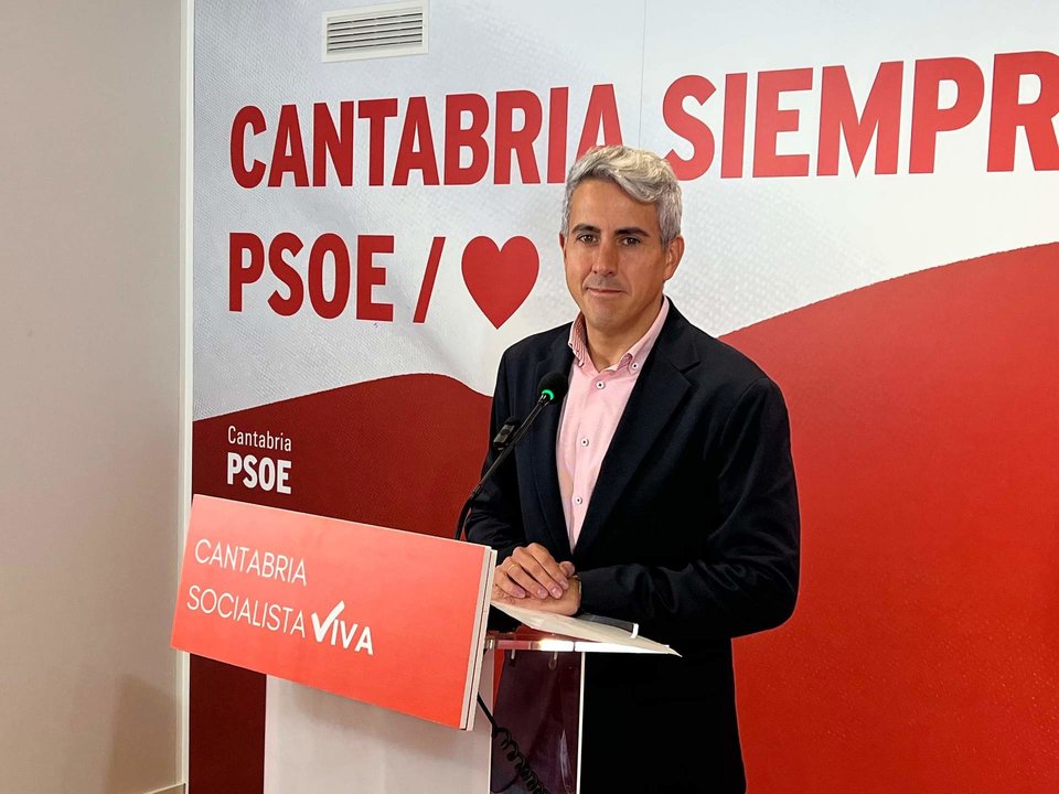 Pablo Zuloaga sede PSOE Cantabria 27.09.24