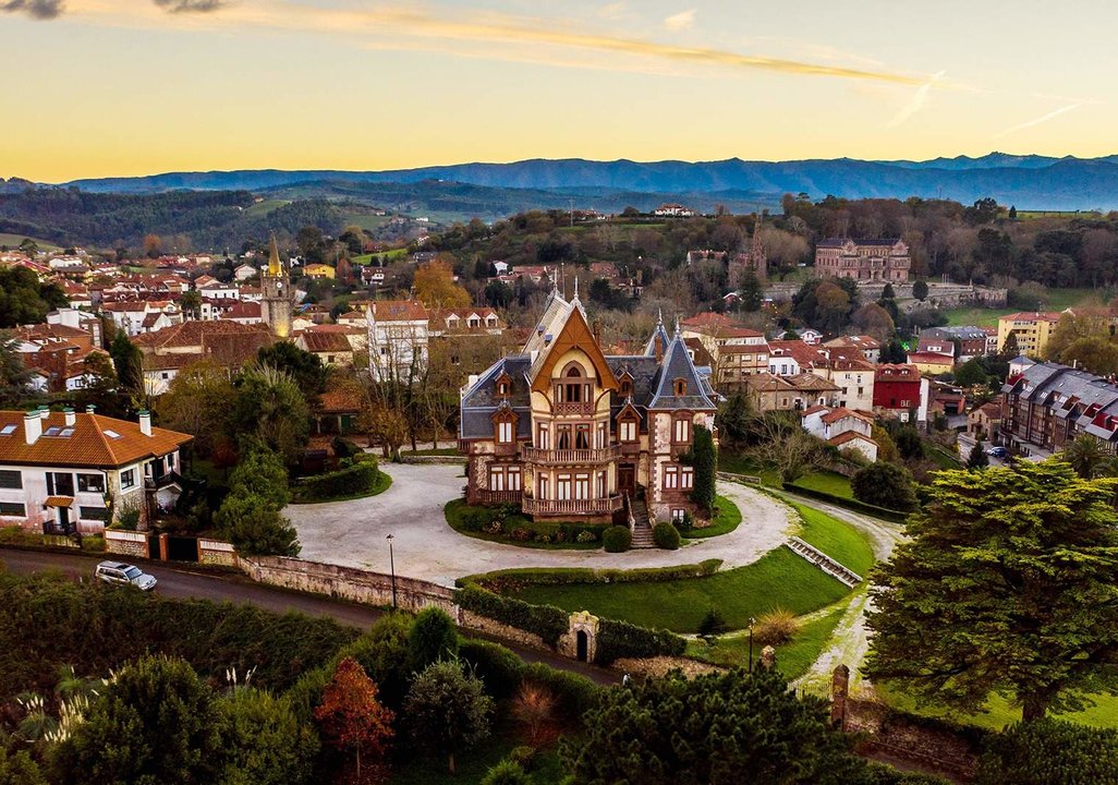 El Duque Comillas