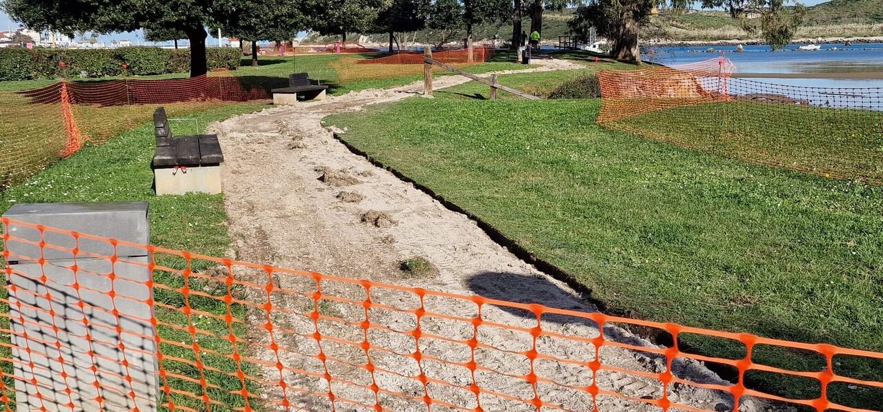 Senda peatonal de de La Ribera durante los trabajos de mejora